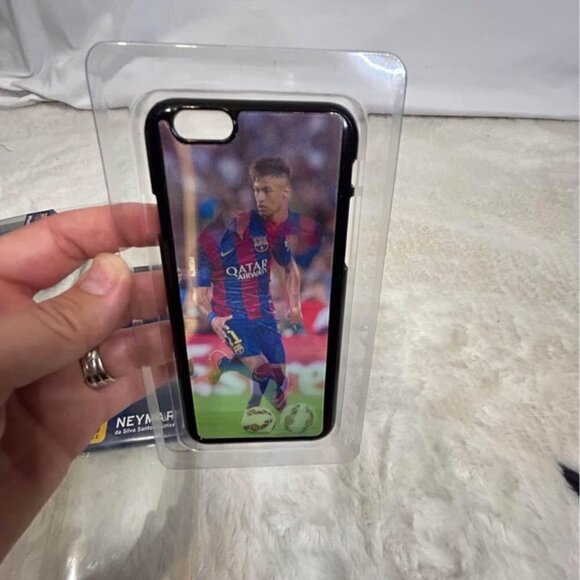 2 x iPhone 6 cases. Barcelona/Neymar. 3d. New in box. - Picture 8 of 10